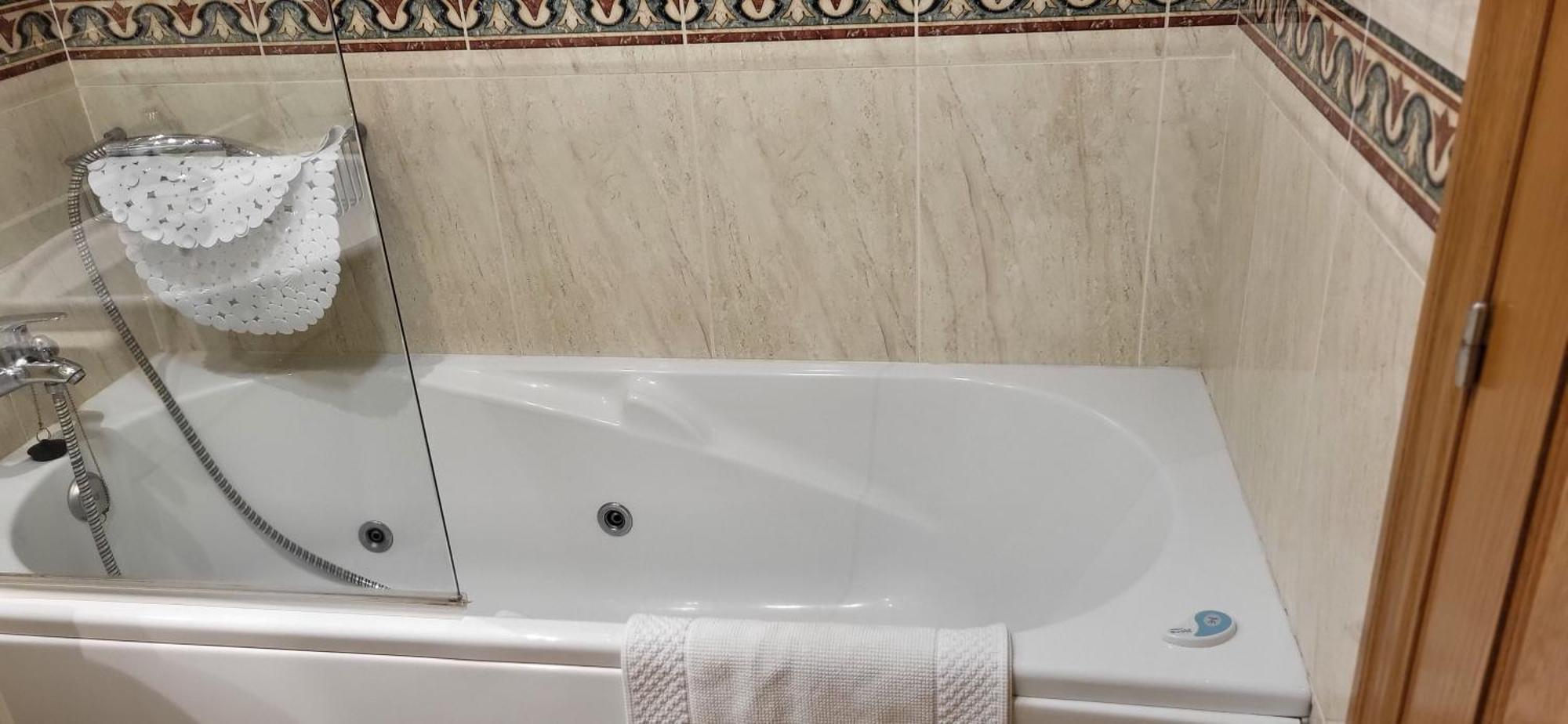 Appartamento Apartamento En Coruna Con Parking La Coruña Esterno foto